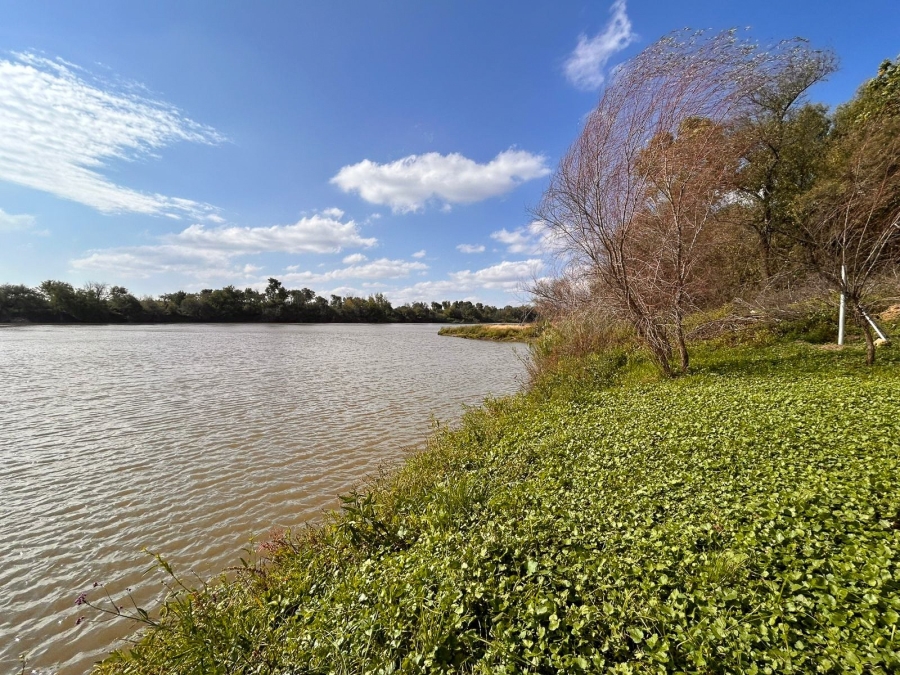 4 Bedroom Property for Sale in Potchefstroom Rural North West